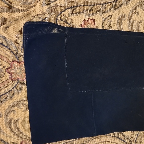 Nine West Suede boot.(10) - Picture 5 of 6